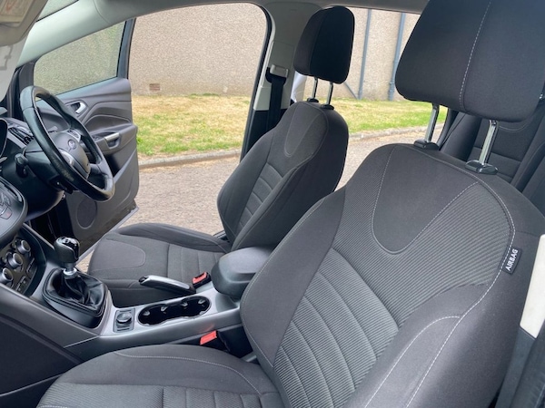 Used Ford Kuga 2015 for sale - 74866267: Photo 15