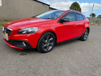 2014 (64) - 1.6 D2 CROSS COUNTRY LUX 5d 113 BHP 5-Door