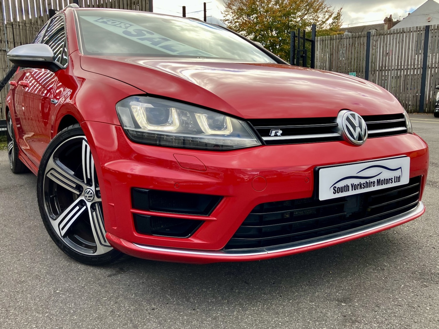 Used Volkswagen Golf 2016 for sale - 76149209: Photo 1