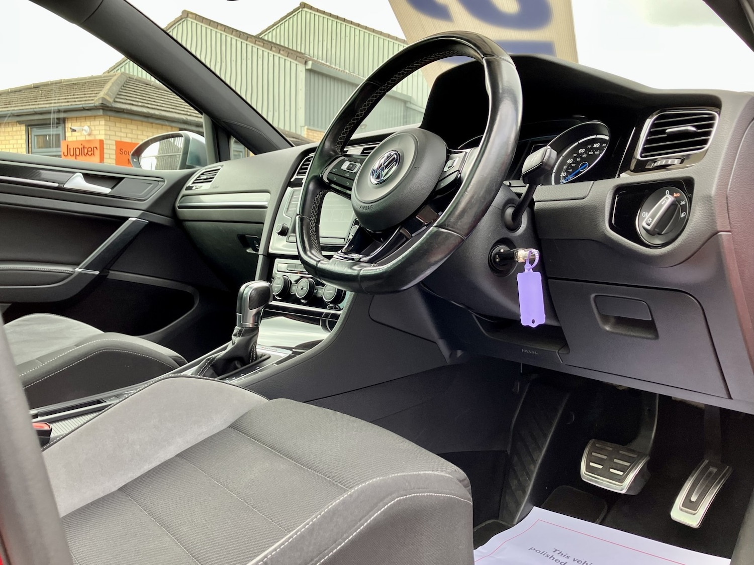 Used Volkswagen Golf 2016 for sale - 76149209: Photo 9