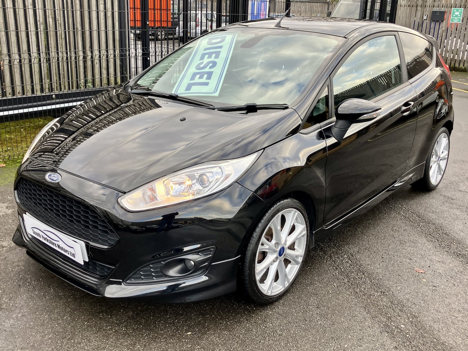 Used Ford Fiesta 2016 for sale - 76963334: Photo 10