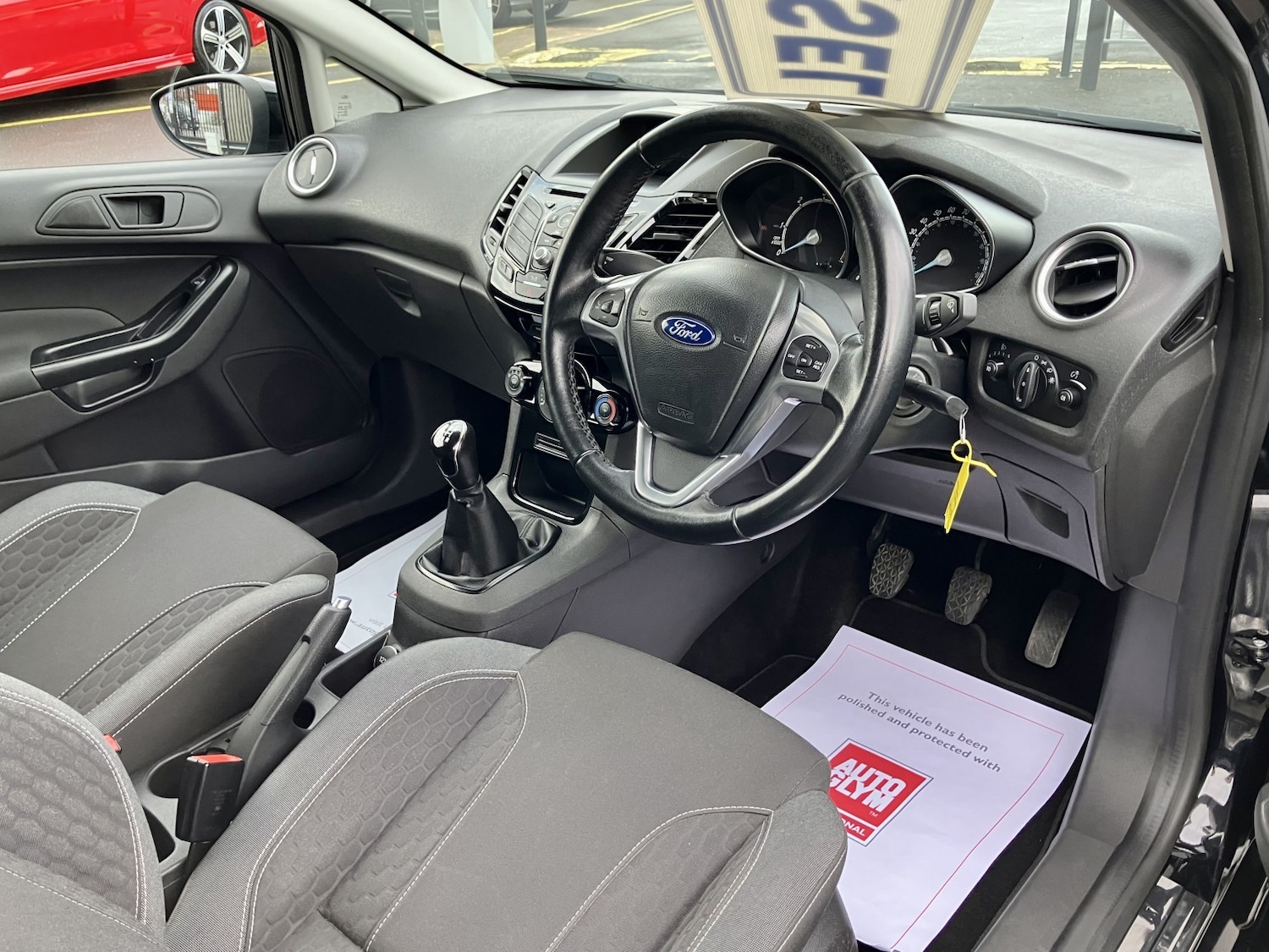 Used Ford Fiesta 2016 for sale - 76963334: Photo 2