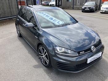 Used Volkswagen Golf 2014 for sale - 78352907: Photo
