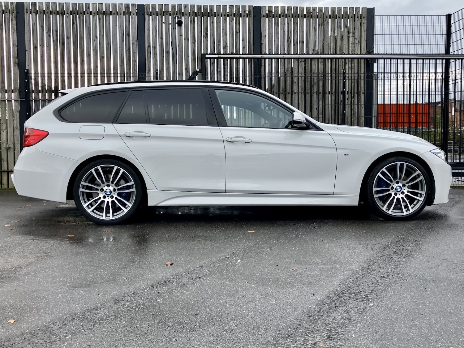 Used BMW 3 Series 2015 for sale - 76070434: Photo 11