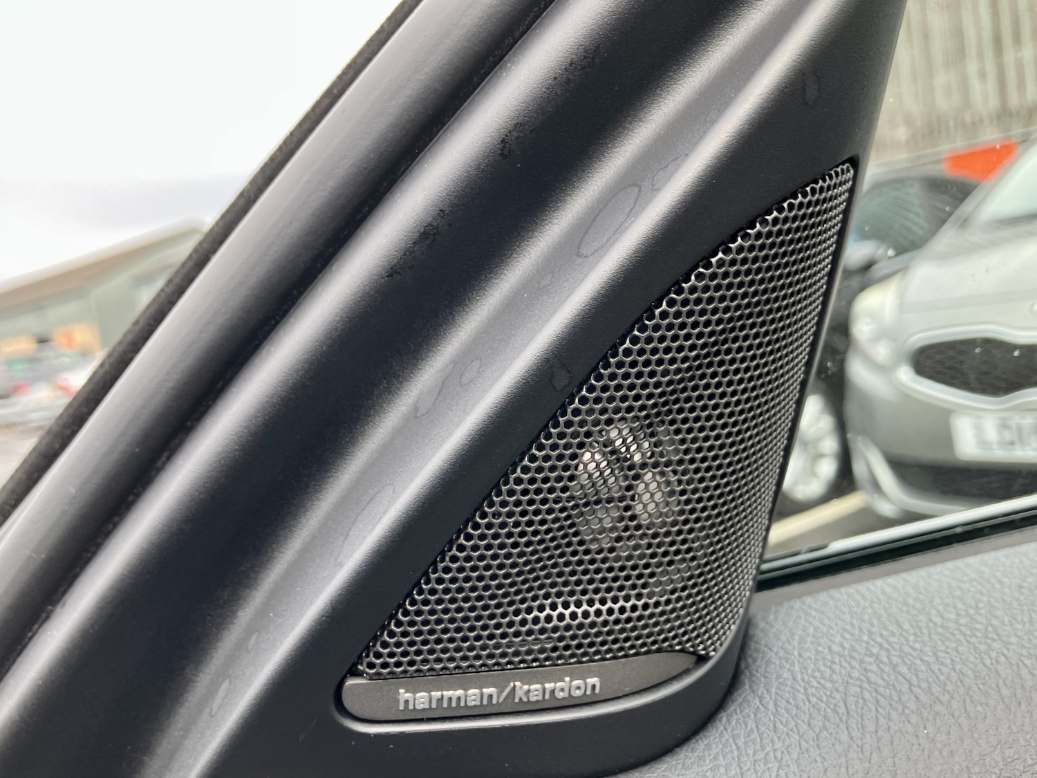 Used BMW 3 Series 2015 for sale - 76070434: Photo 17