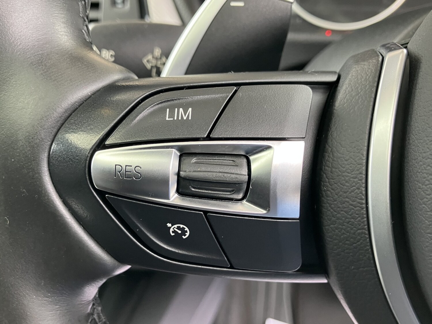 Used BMW 3 Series 2015 for sale - 76070434: Photo 23