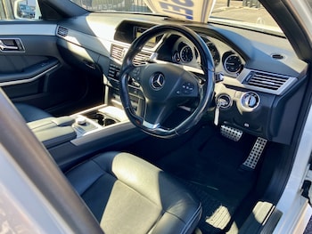 Used Mercedes-Benz E Class 2011 for sale - 77464811: Photo