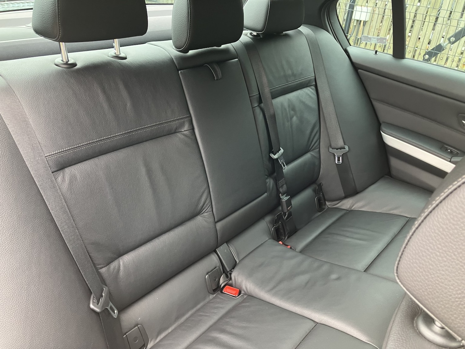 Used BMW 3 Series 2011 for sale - 77508486: Photo 17