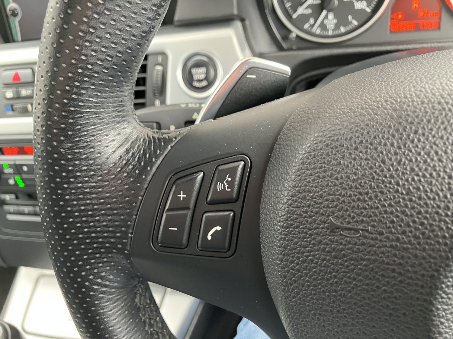 Used BMW 3 Series 2011 for sale - 77508486: Photo 21