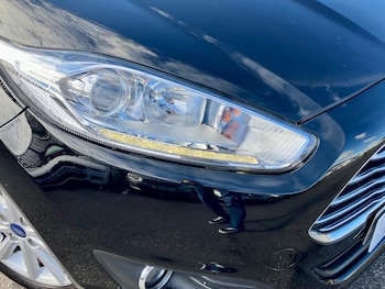 Used Ford Fiesta 2016 for sale - 76022641: Photo