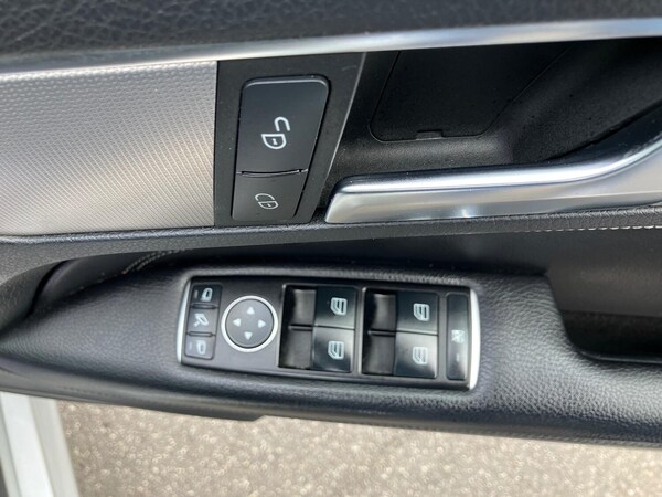 Used Mercedes-Benz E-Class 2015 for sale - 75266557: Photo 38