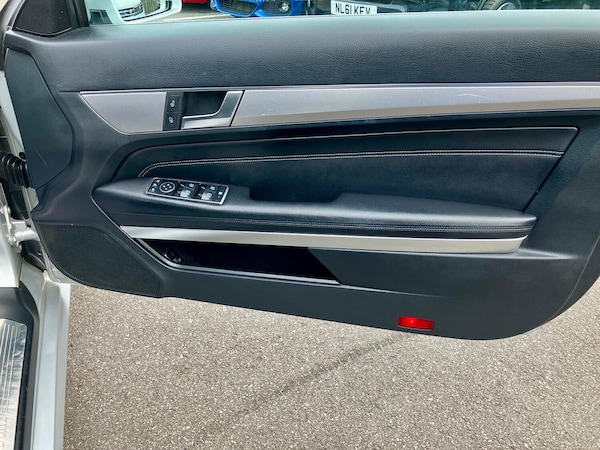 Used Mercedes-Benz E-Class 2015 for sale - 75266557: Photo 9