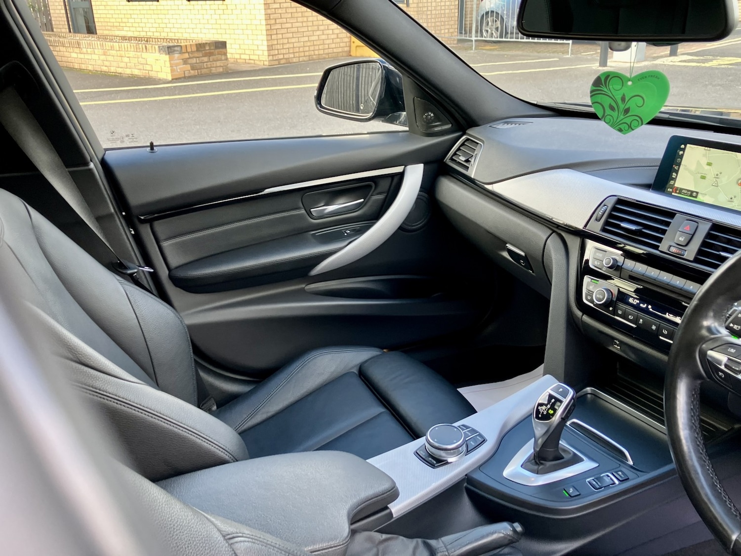 Used BMW 3 Series 2017 for sale - 76211884: Photo 35