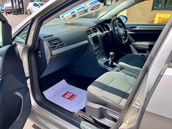 Used Volkswagen Golf 2014 for sale - 75266630: Photo