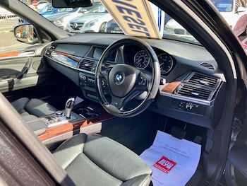Used BMW X5 2010 for sale - 75723397: Photo