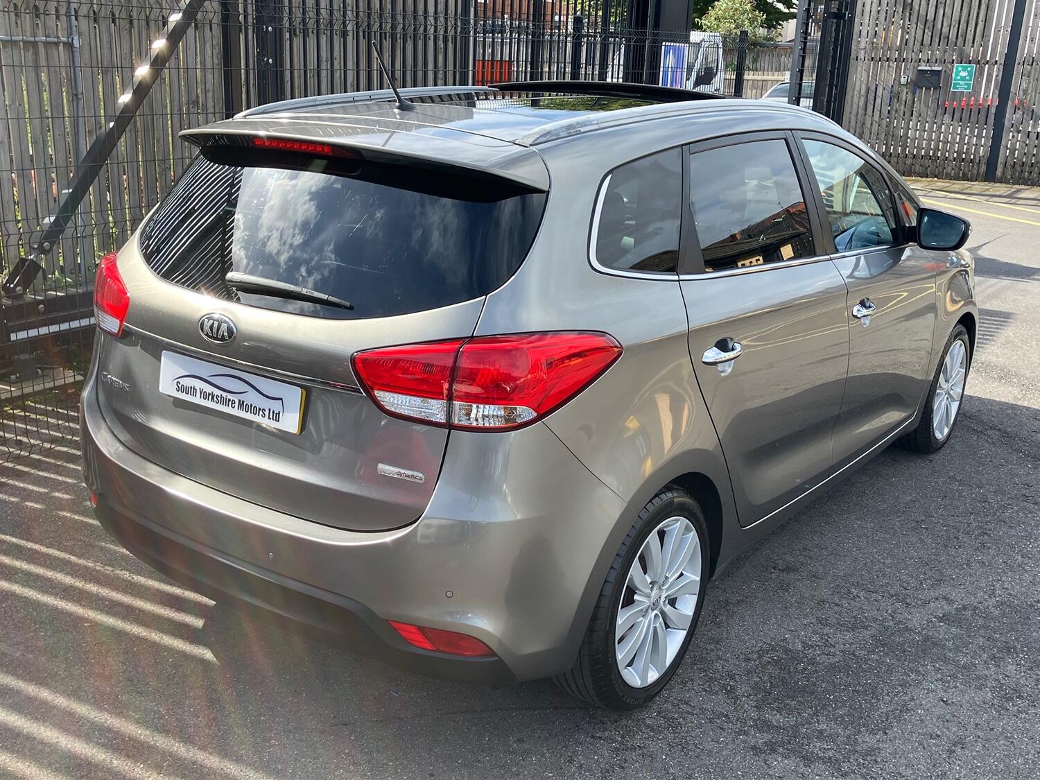 Used Kia Carens 2015 for sale - 75723469: Photo 13