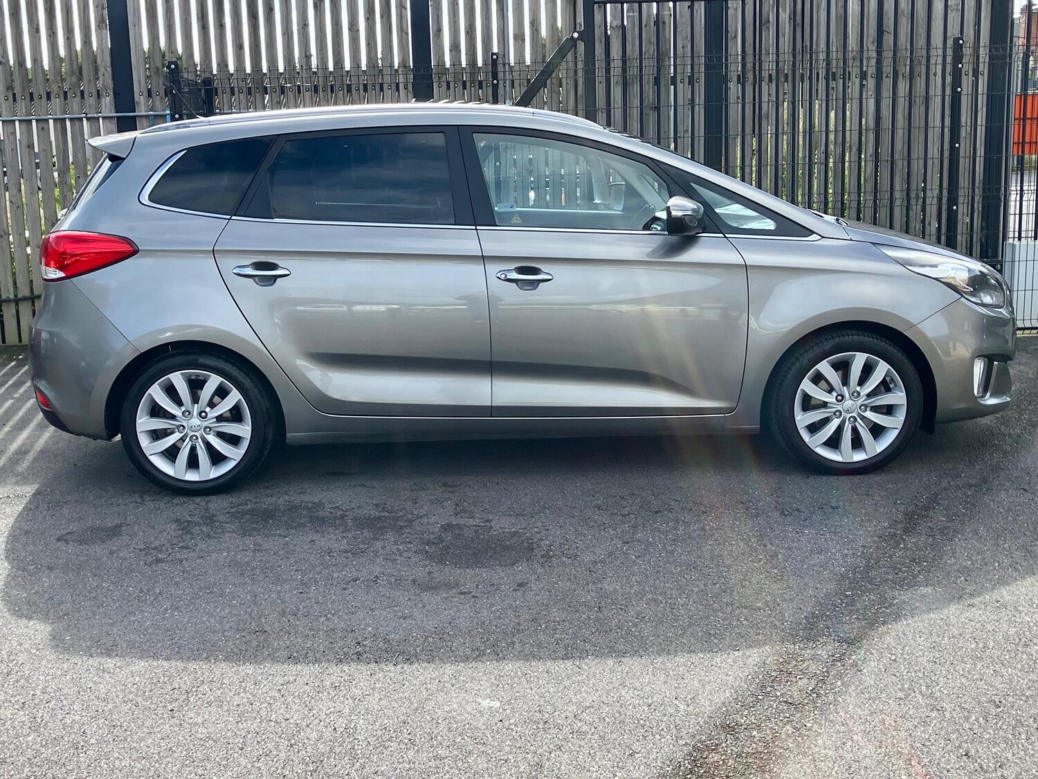 Used Kia Carens 2015 for sale - 75723469: Photo 15