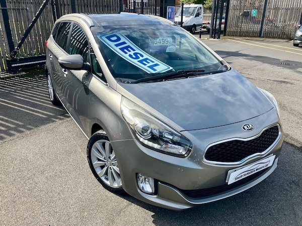 Used Kia Carens 2015 for sale - 75723469: Photo 1