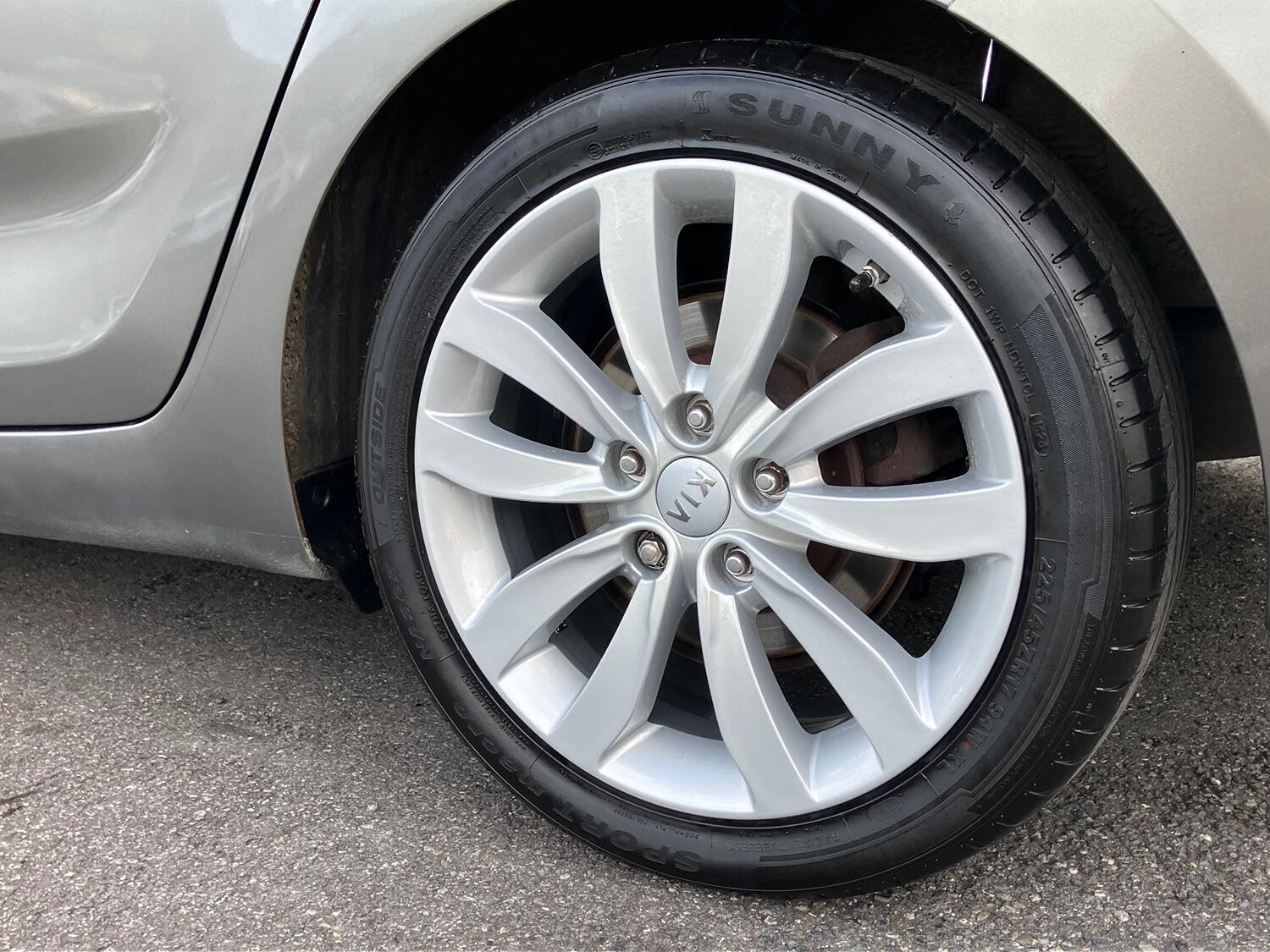 Used Kia Carens 2015 for sale - 75723469: Photo 23