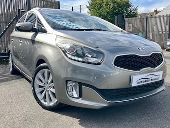 Used Kia Carens 2015 for sale - 75723469: Photo