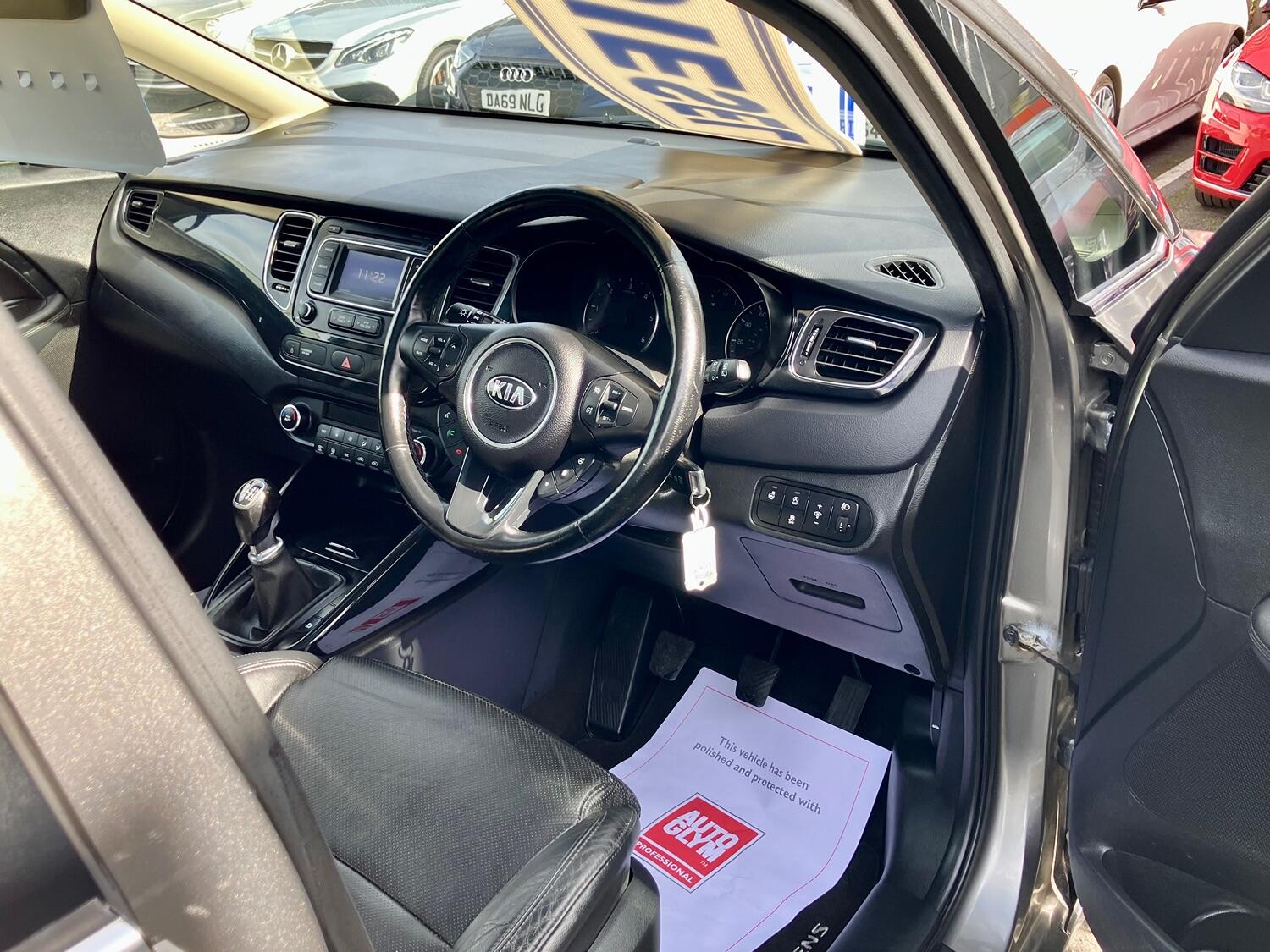 Used Kia Carens 2015 for sale - 75723469: Photo 3