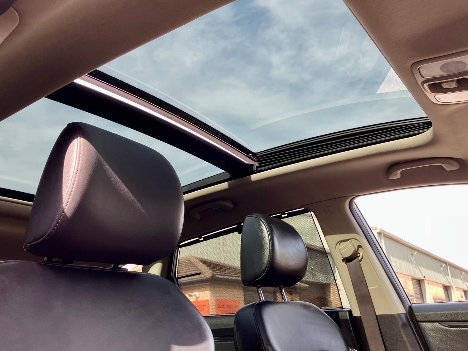 Used Kia Carens 2015 for sale - 75723469: Photo 4