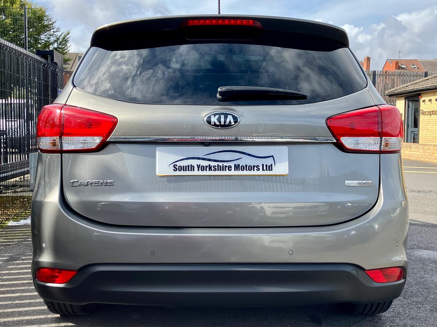 Used Kia Carens 2015 for sale - 75723469: Photo 9