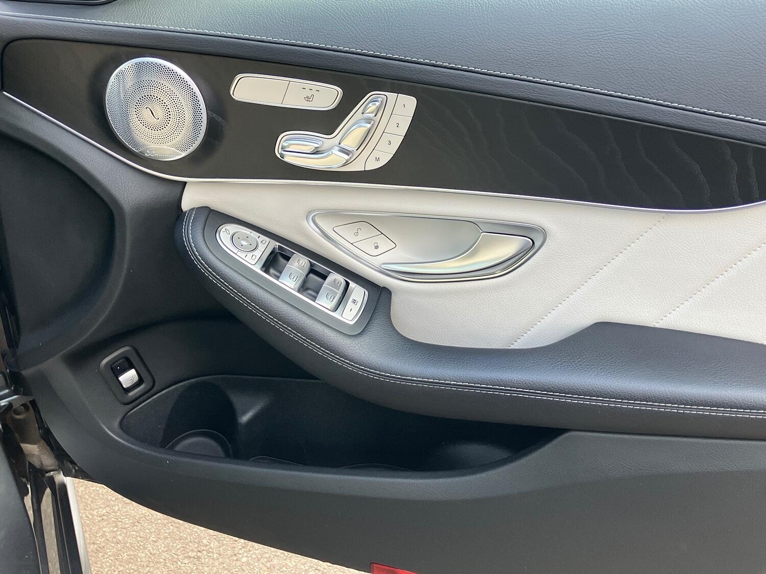 Used Mercedes-Benz C Class 2017 for sale - 76324785: Photo 3