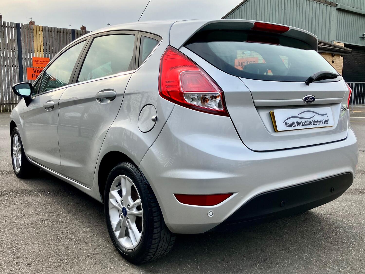 Used Ford Fiesta 2015 for sale - 76794049: Photo 12