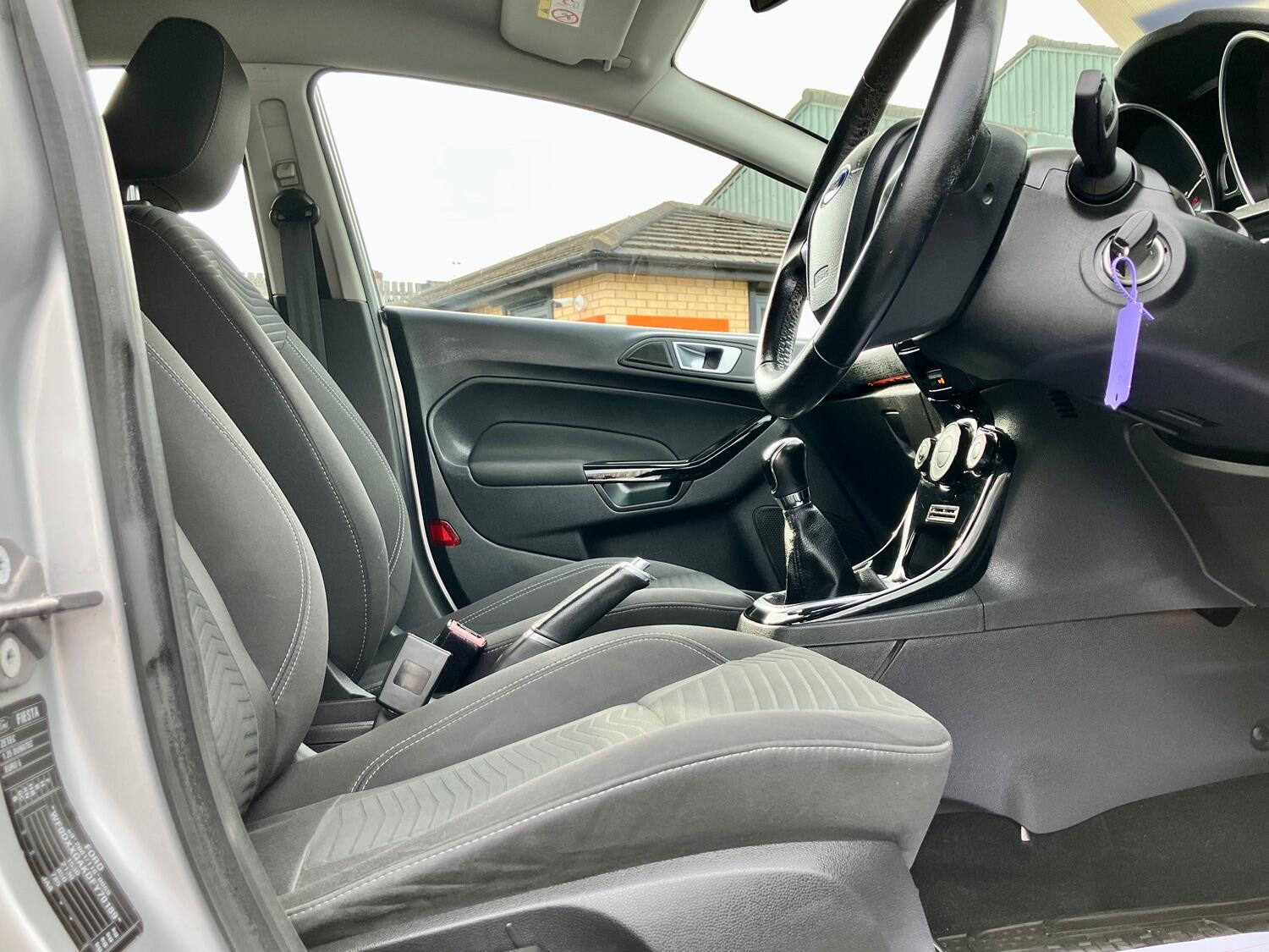 Used Ford Fiesta 2015 for sale - 76794049: Photo 26