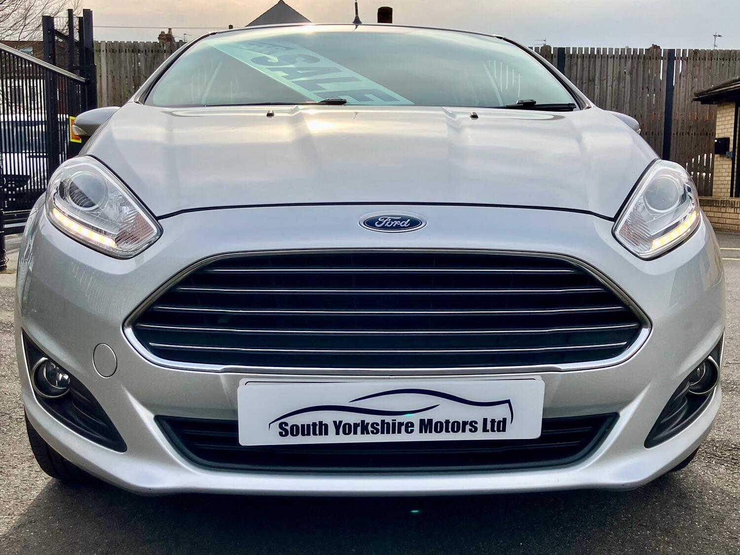 Used Ford Fiesta 2015 for sale - 76794049: Photo 5