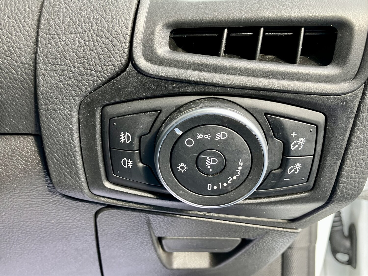 Used Ford Focus 2015 for sale - 77578422: Photo 14