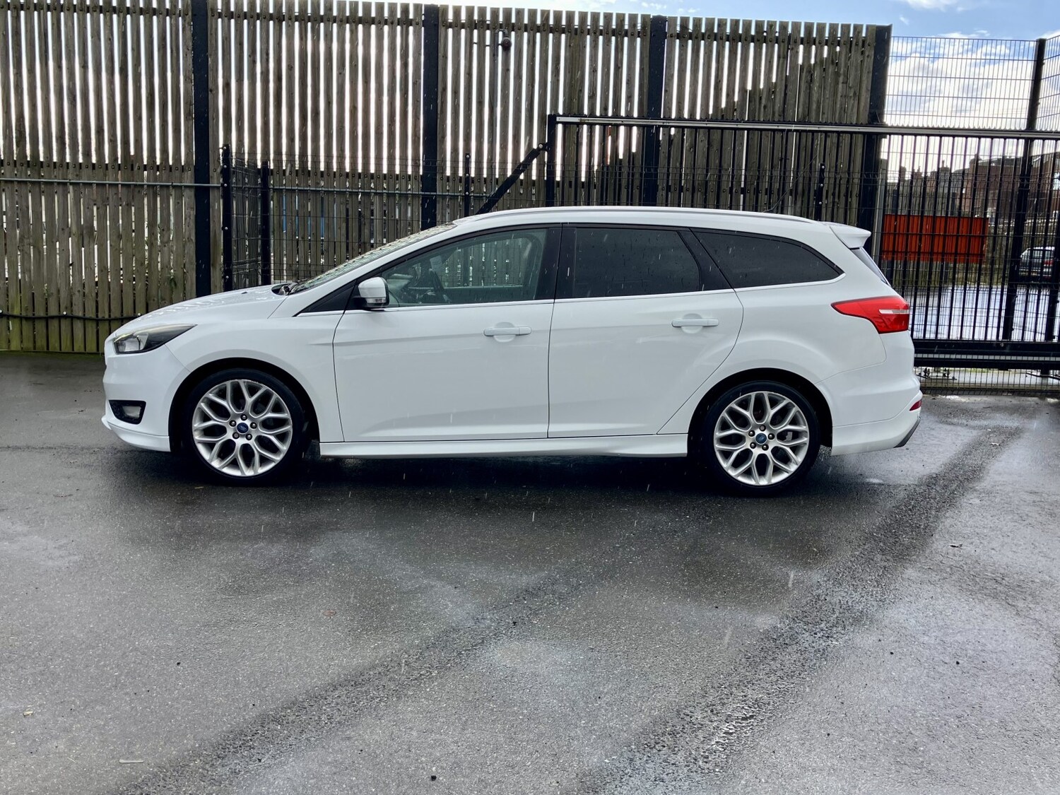 Used Ford Focus 2015 for sale - 77578422: Photo 8