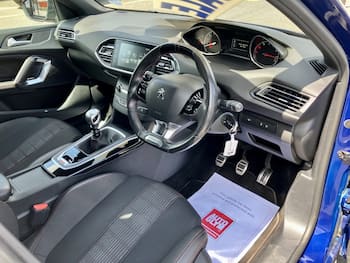 Used Peugeot 308 2017 for sale - 79631506: Photo