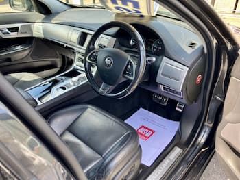 Used Jaguar XF 2014 for sale - 79631584: Photo