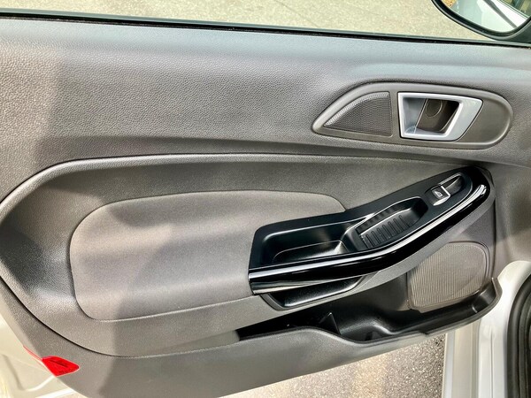 Used Ford Fiesta 2015 for sale - 74185210: Photo 27