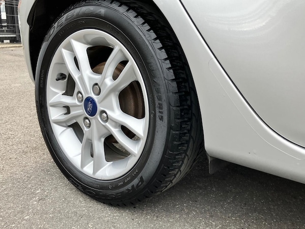 Used Ford Fiesta 2015 for sale - 74185210: Photo 29