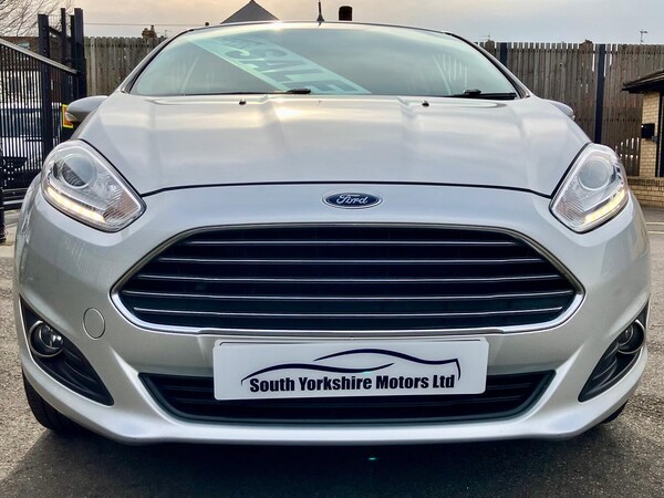 Used Ford Fiesta 2015 for sale - 74185210: Photo 5