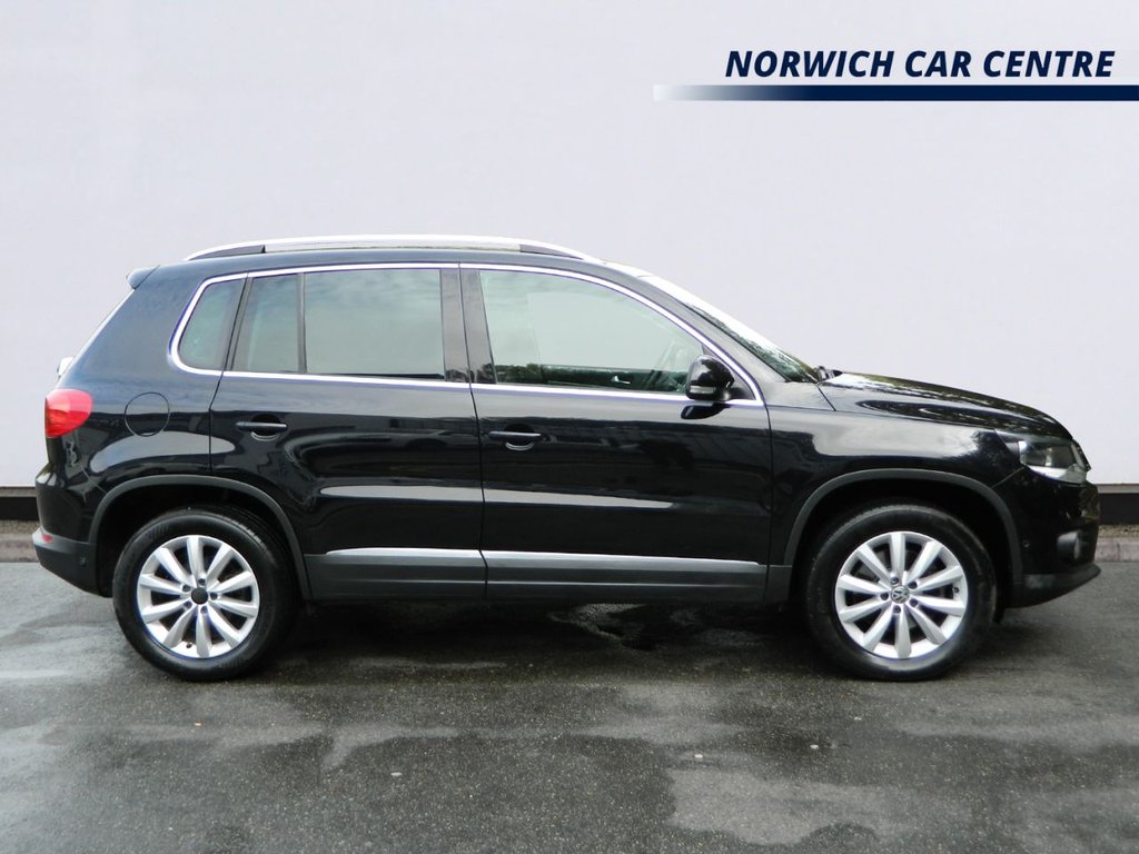 Used Volkswagen Tiguan 2015 for sale - 76256311: Photo 2