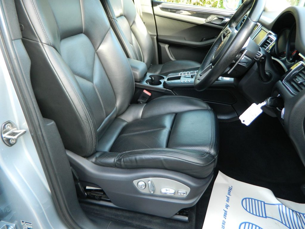 Used Porsche Macan 2014 for sale - 76429763: Photo 16