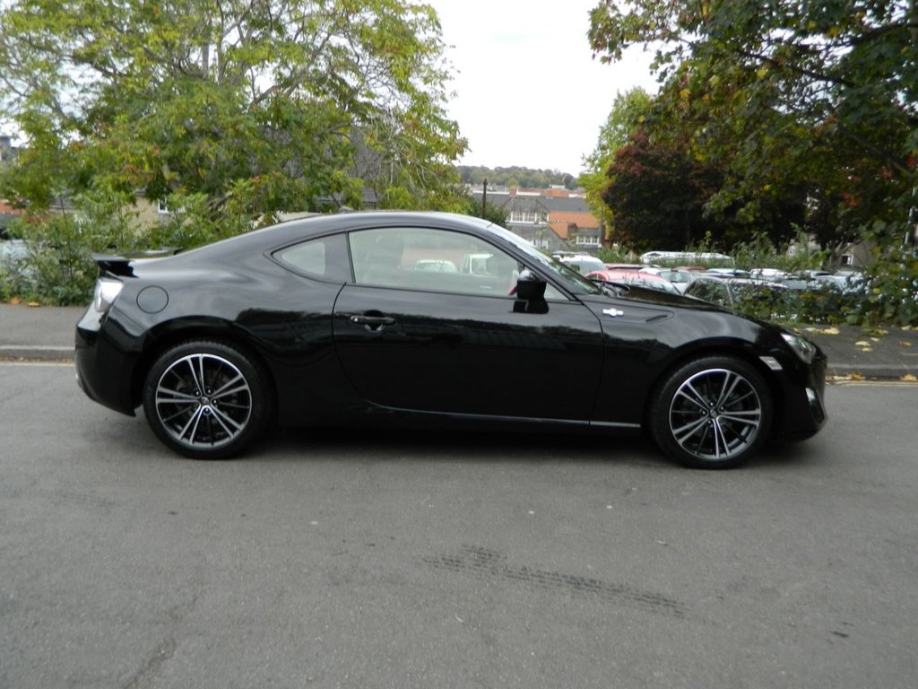 Used Toyota GT86 2015 for sale - 76345986: Photo 2