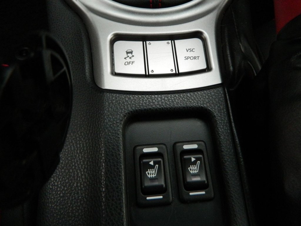 Used Toyota GT86 2015 for sale - 76345986: Photo 24