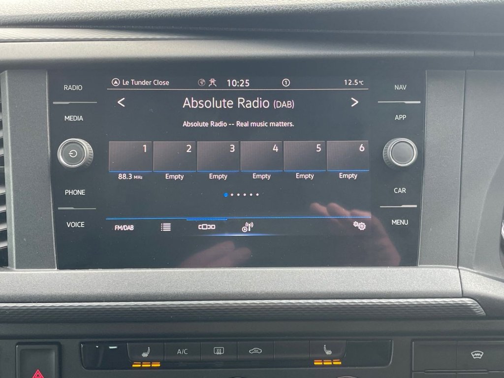 Used Volkswagen Transporter 2021 for sale - 76303732: Photo 11