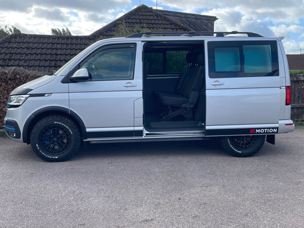 Used Volkswagen Transporter 2021 for sale - 76303732: Photo 2