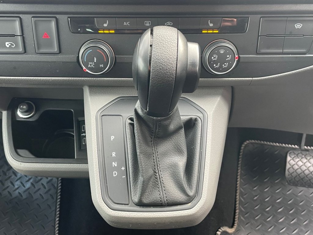 Used Volkswagen Transporter 2021 for sale - 76303732: Photo 21