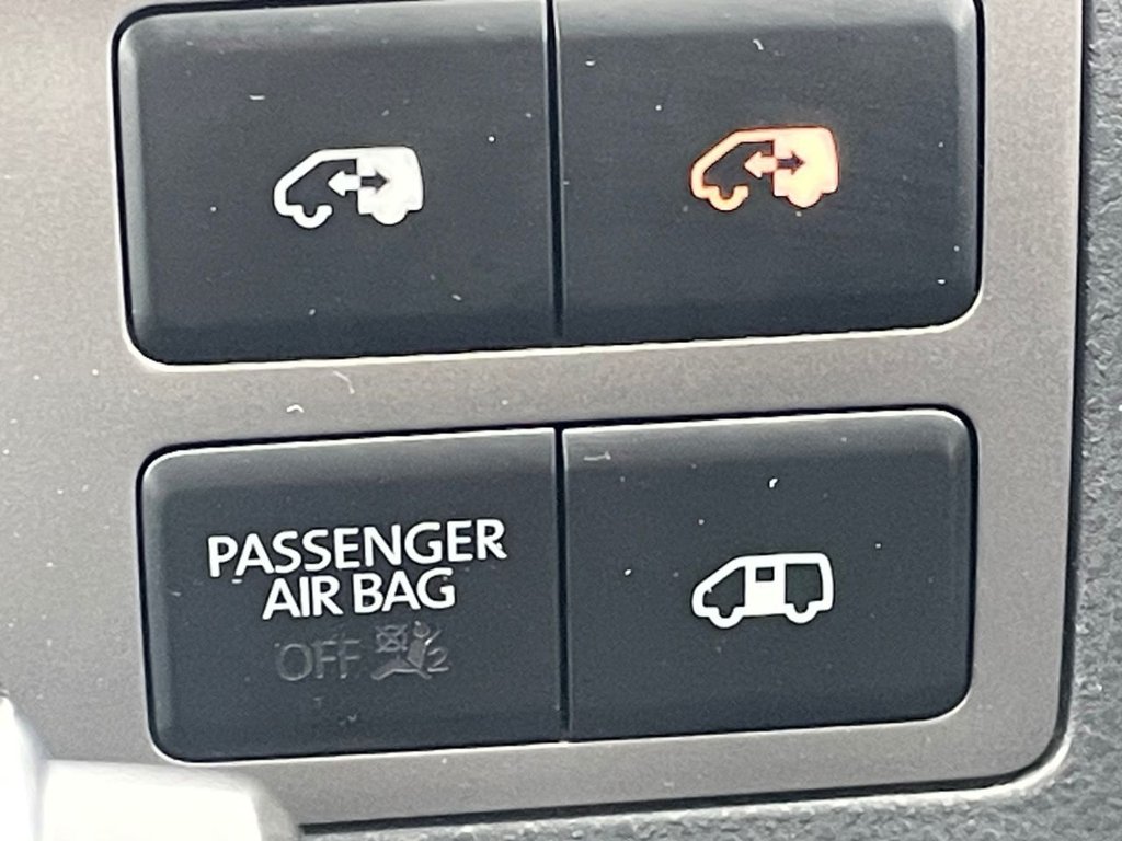 Used Volkswagen Caravelle 2013 for sale - 77733918: Photo 9