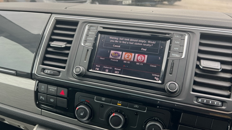 Used Volkswagen Transporter 2018 for sale - 76773286: Photo 16