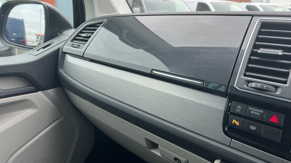 Used Volkswagen Transporter 2018 for sale - 76773286: Photo 28