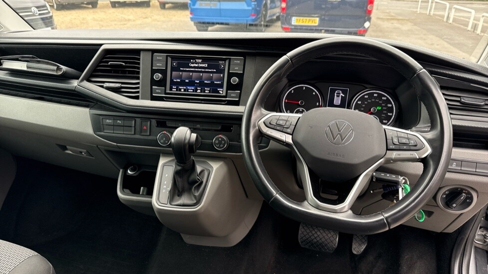 Used Volkswagen Transporter 2024 for sale - 76297467: Photo 11