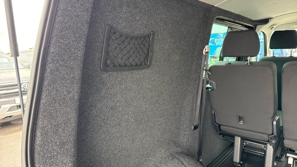 Used Volkswagen Transporter 2024 for sale - 76297467: Photo 37